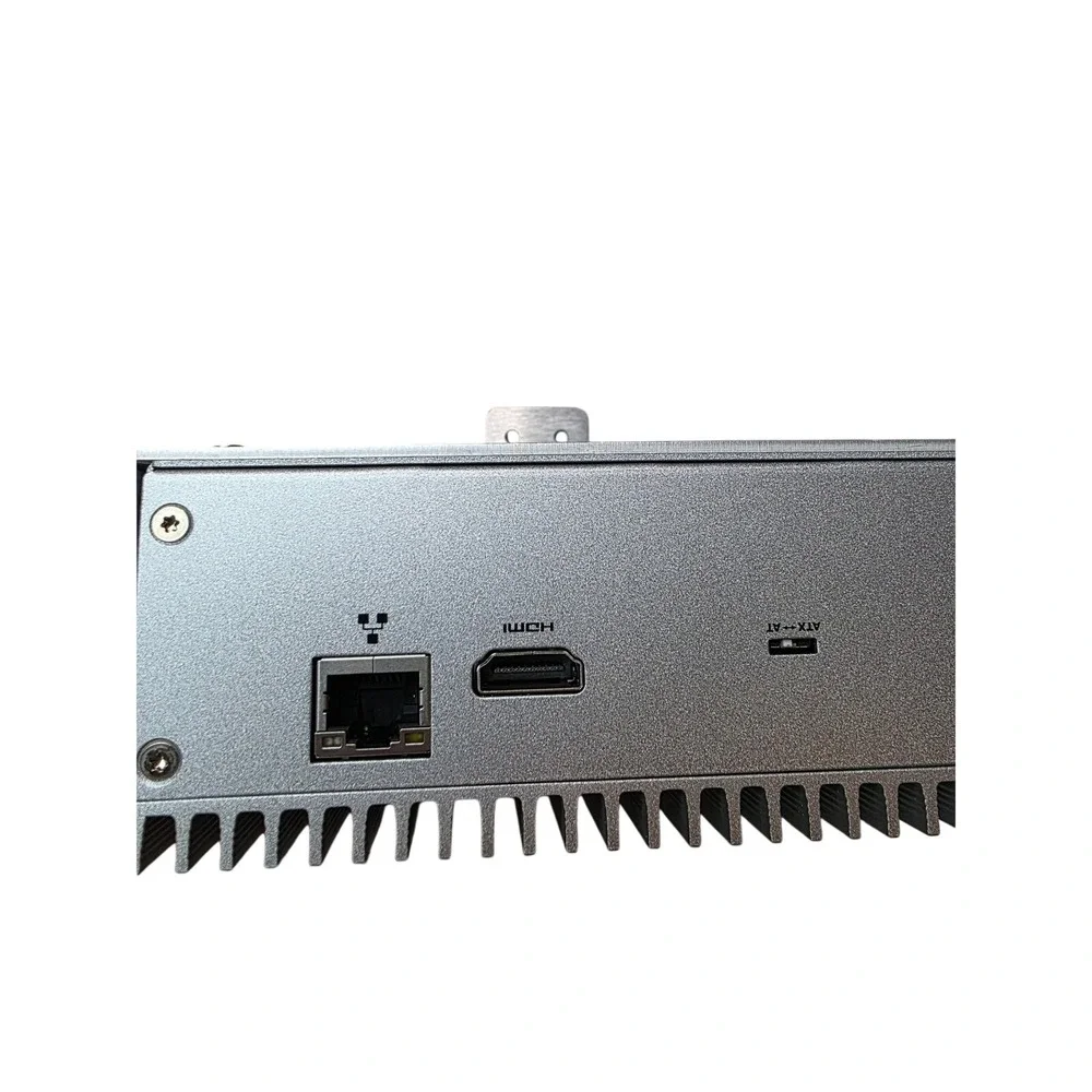 Industrial Fanless Mini PC 37-000167-00 REV A 4x USB 3.0 HDMI Ethernet Silver H1